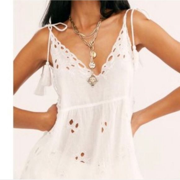 Free People Tops - Free People Olivie Eyelet Cami Tank top White tie shoulders small
